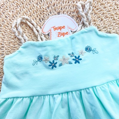Vestido com Flores Bordadas - Verde Água